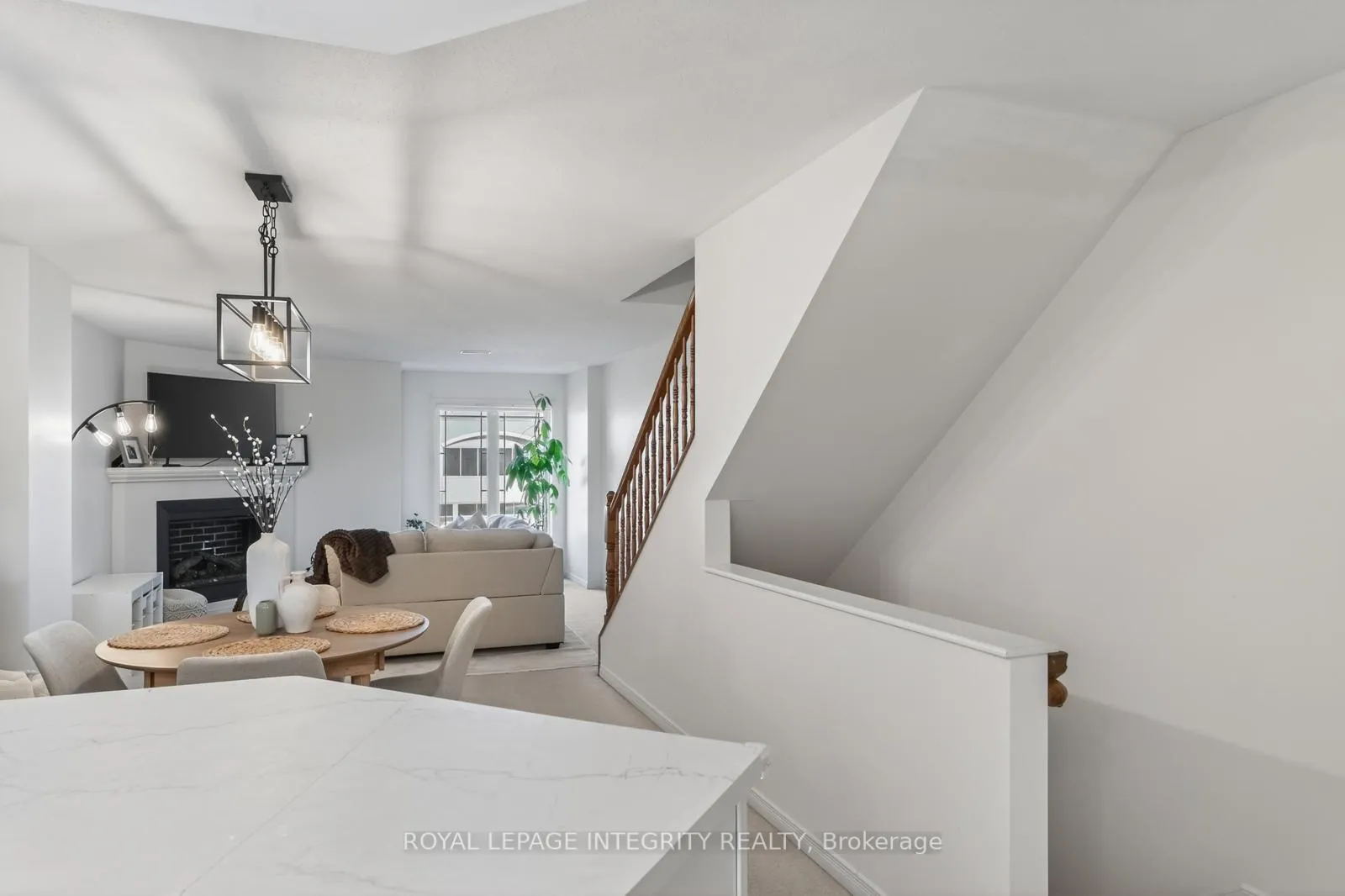 Photo 7 of 258 Chapman Mills Drive, Ottawa, Barrhaven - Strandherd — HOMEH