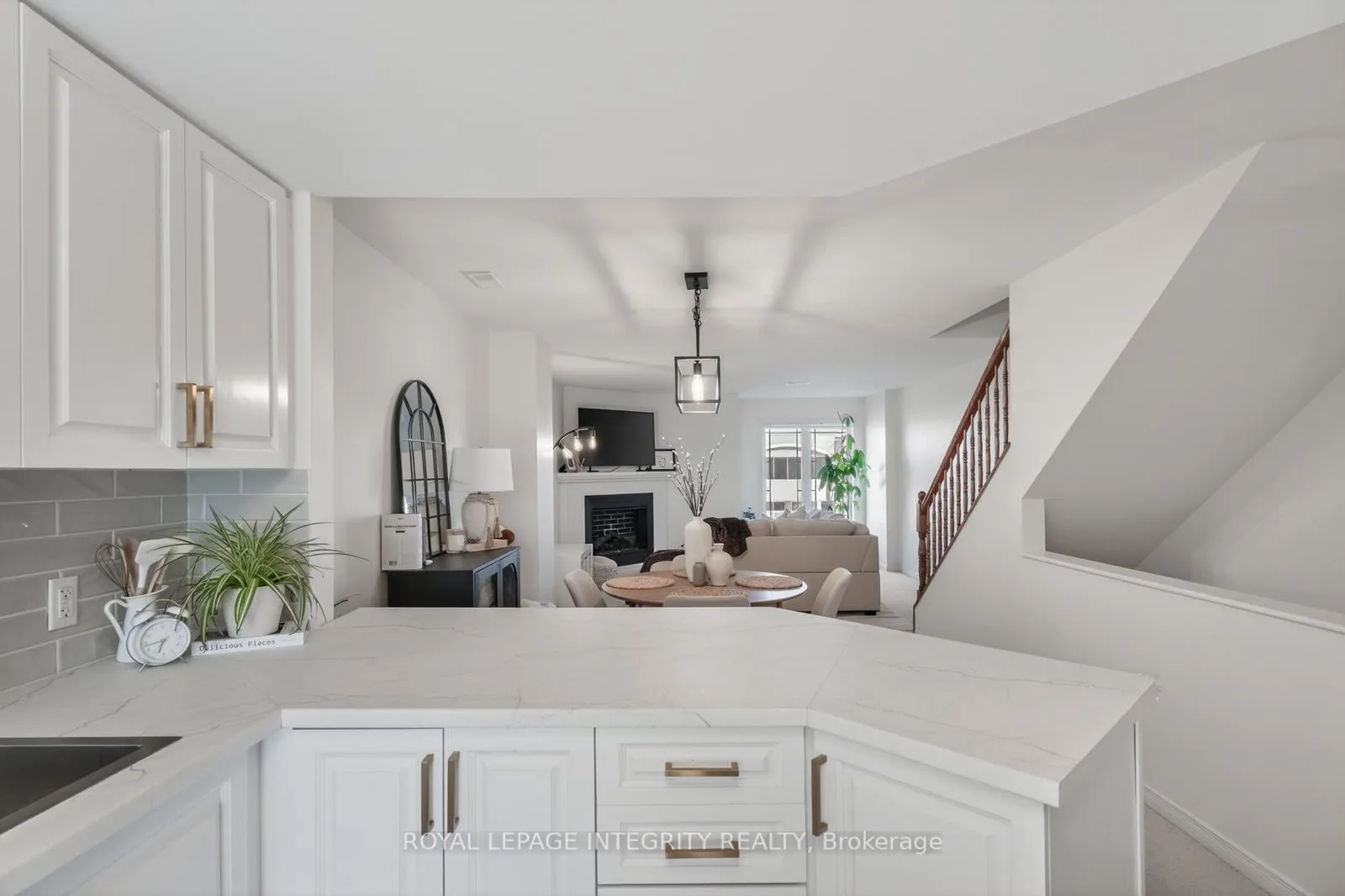 Photo 17 of 258 Chapman Mills Drive, Ottawa, Barrhaven - Strandherd — HOMEH