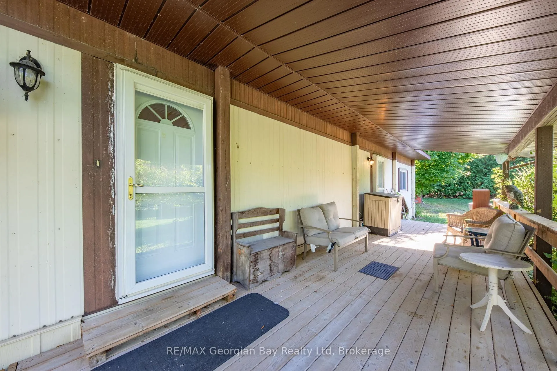 Photo 4 of 3 Lakeshore Road, Midland — HOMEH