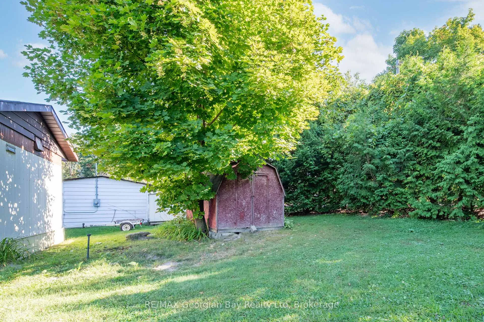 Photo 21 of 3 Lakeshore Road, Midland — HOMEH