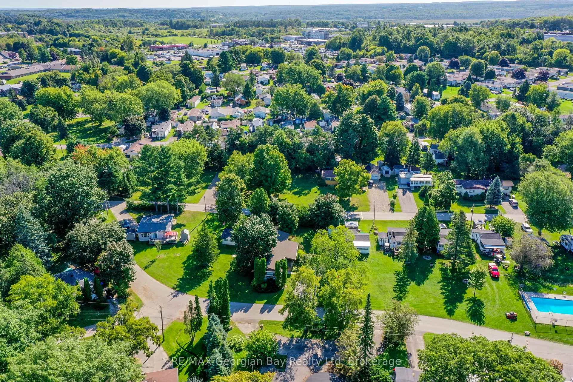 Photo 28 of 3 Lakeshore Road, Midland — HOMEH