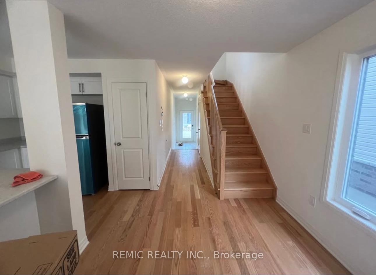 Photo 8 of 137 Sailors Landing Drive, Clarington, Bowmanville — HOMEH