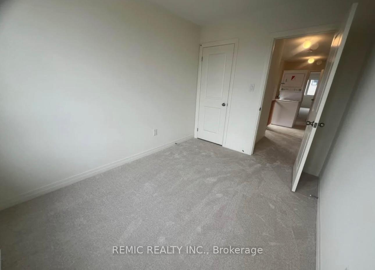 Photo 10 of 137 Sailors Landing Drive, Clarington, Bowmanville — HOMEH
