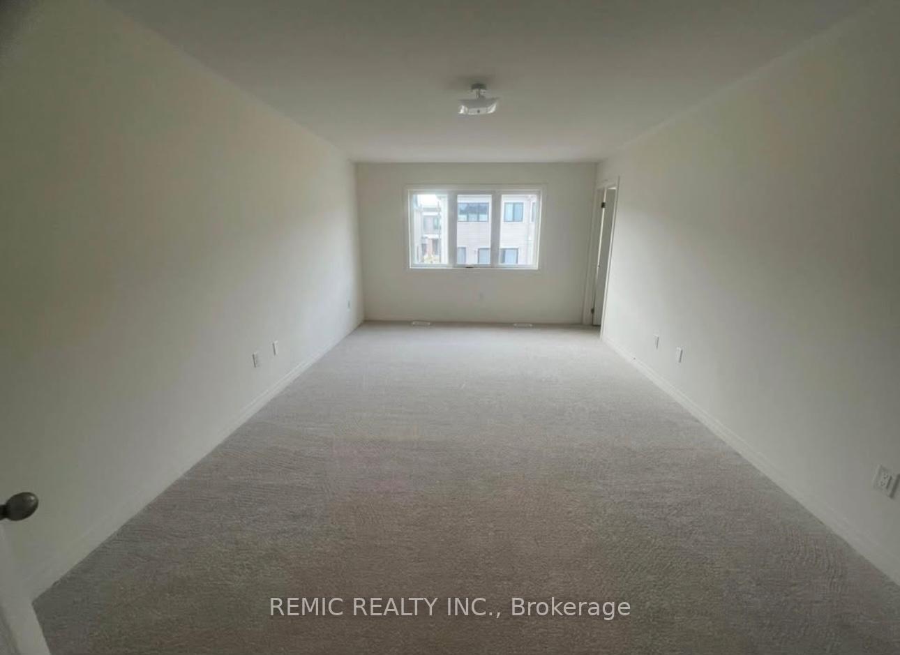 Photo 15 of 137 Sailors Landing Drive, Clarington, Bowmanville — HOMEH