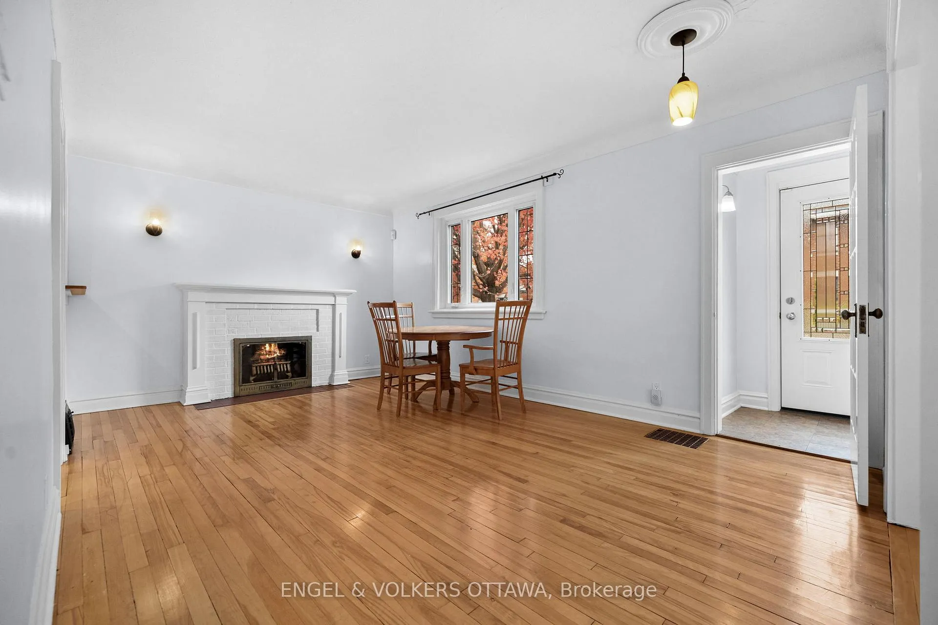 Photo 4 of 150 Spencer Street, Ottawa, Ottawa West — HOMEH