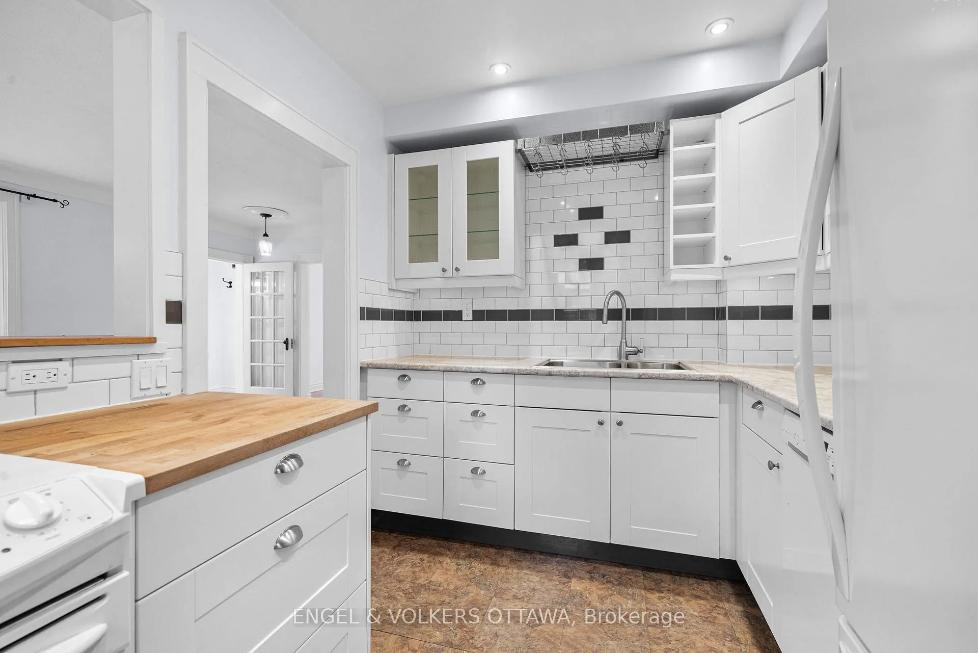 Photo 9 of 150 Spencer Street, Ottawa, Ottawa West — HOMEH