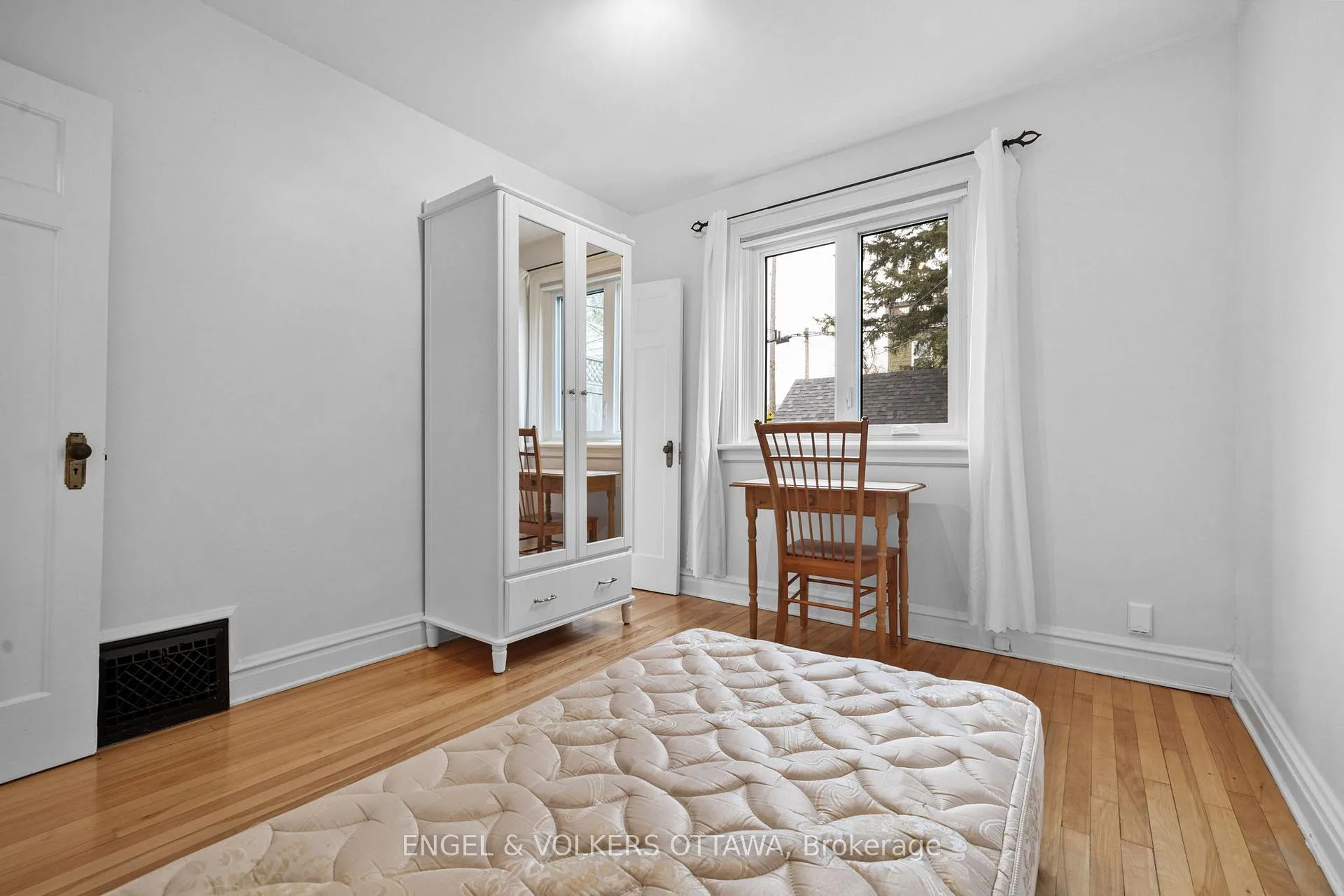 Photo 15 of 150 Spencer Street, Ottawa, Ottawa West — HOMEH
