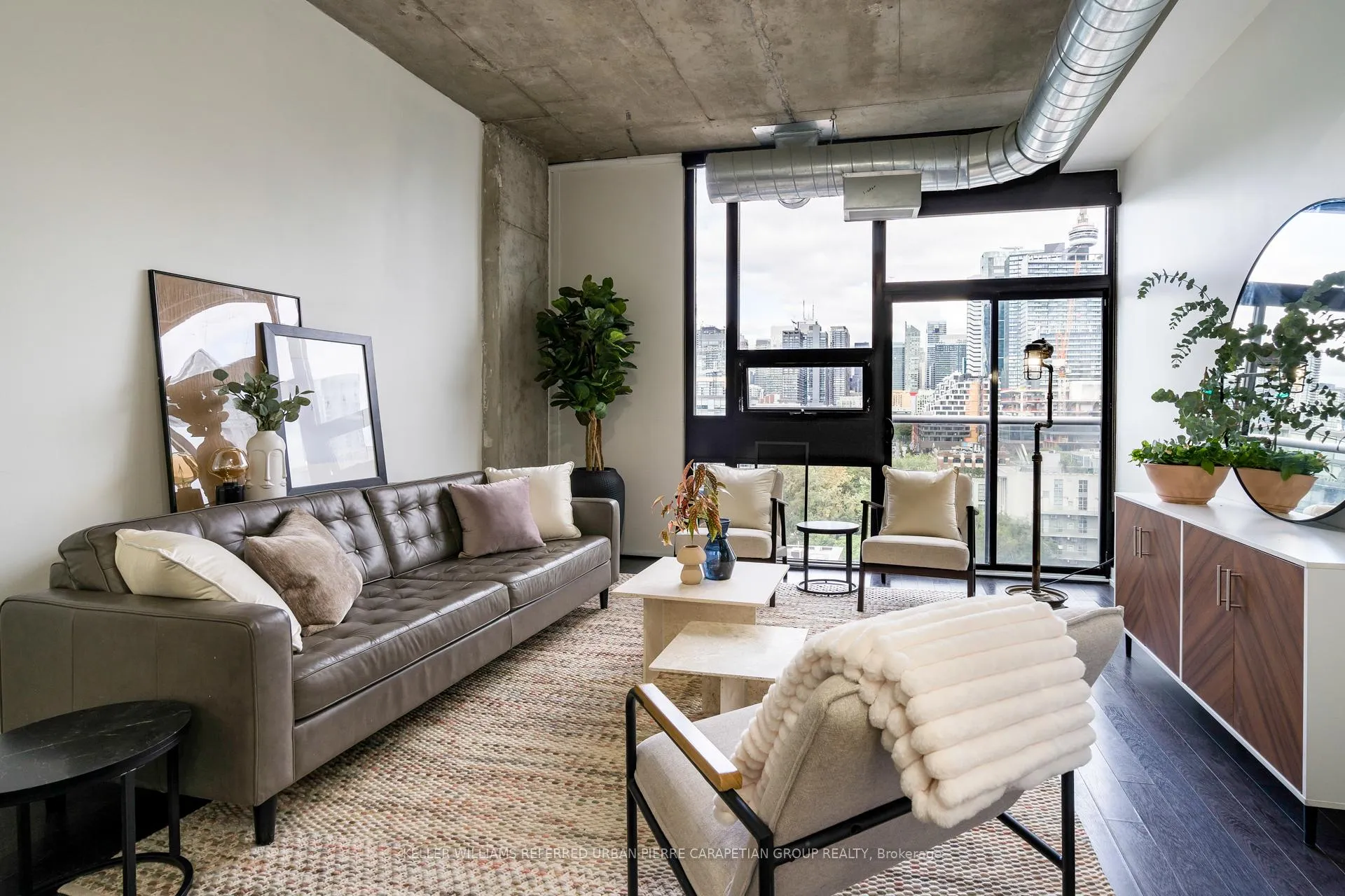 Front of Unit PH 1008, 60 Bathurst Street