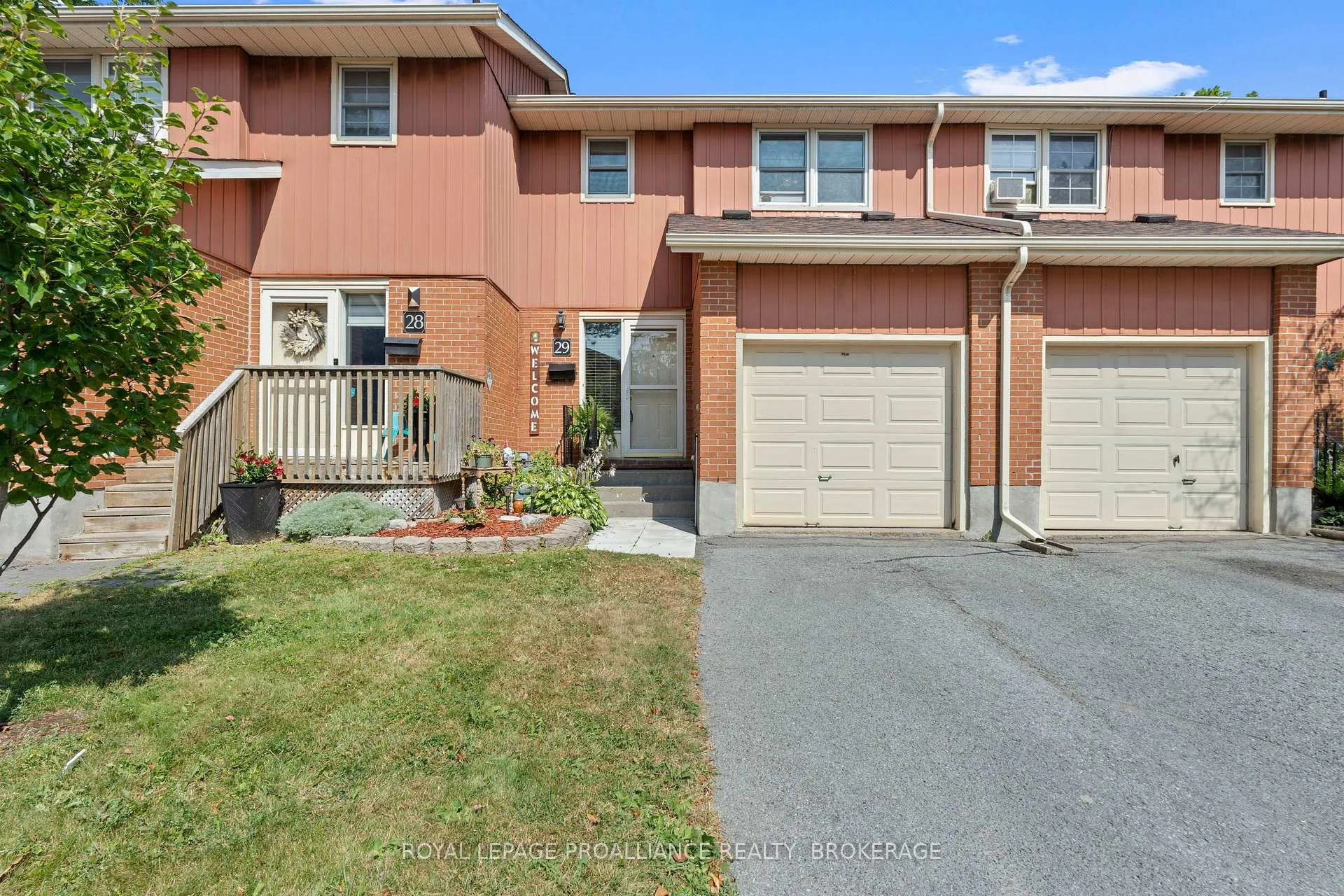 Front of Unit 29, 19 MacPherson Avenue
