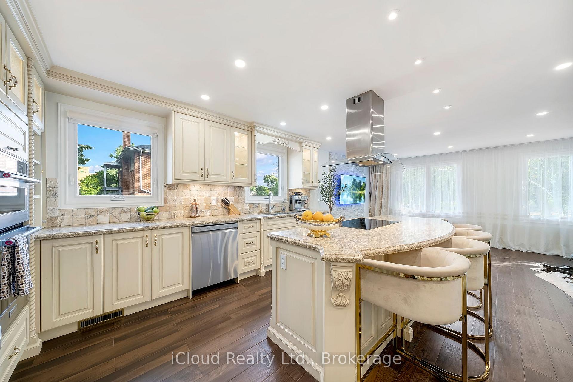 Photo 7 of 731 Hager Avenue, Burlington, Brant — HOMEH