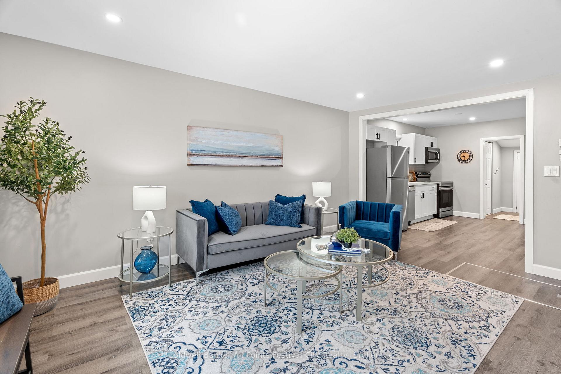 Photo 12 of 236 Elgin Avenue W, Goderich, Goderich (Town) — HOMEH