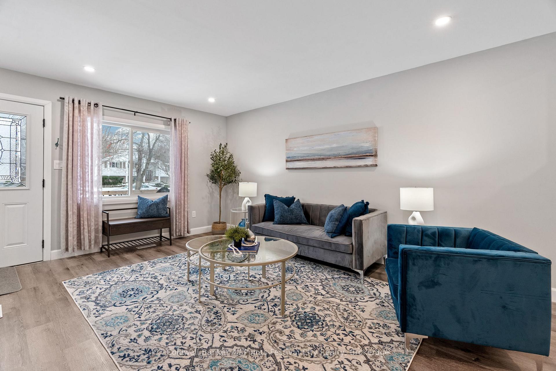 Photo 14 of 236 Elgin Avenue W, Goderich, Goderich (Town) — HOMEH
