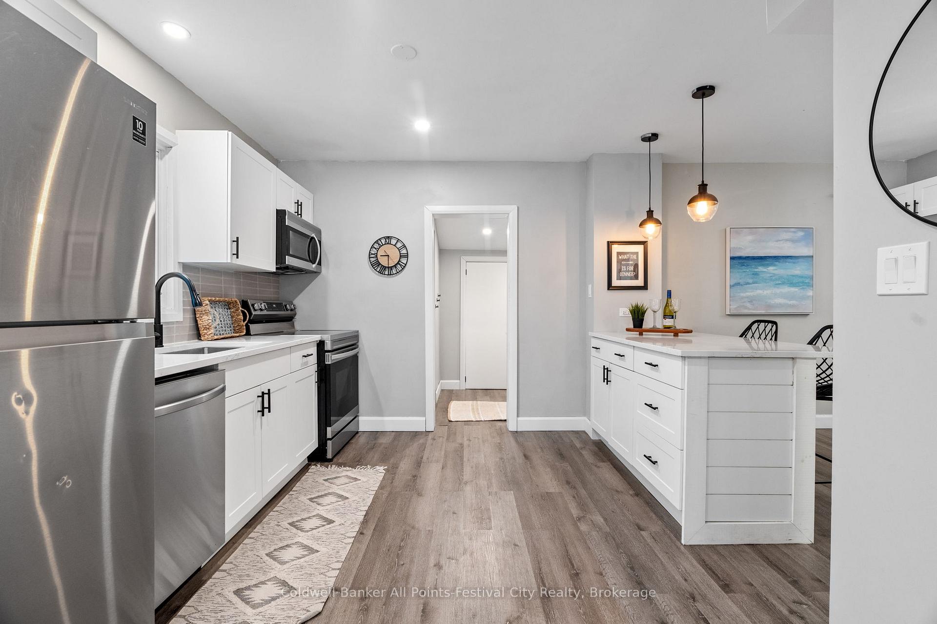 Photo 16 of 236 Elgin Avenue W, Goderich, Goderich (Town) — HOMEH