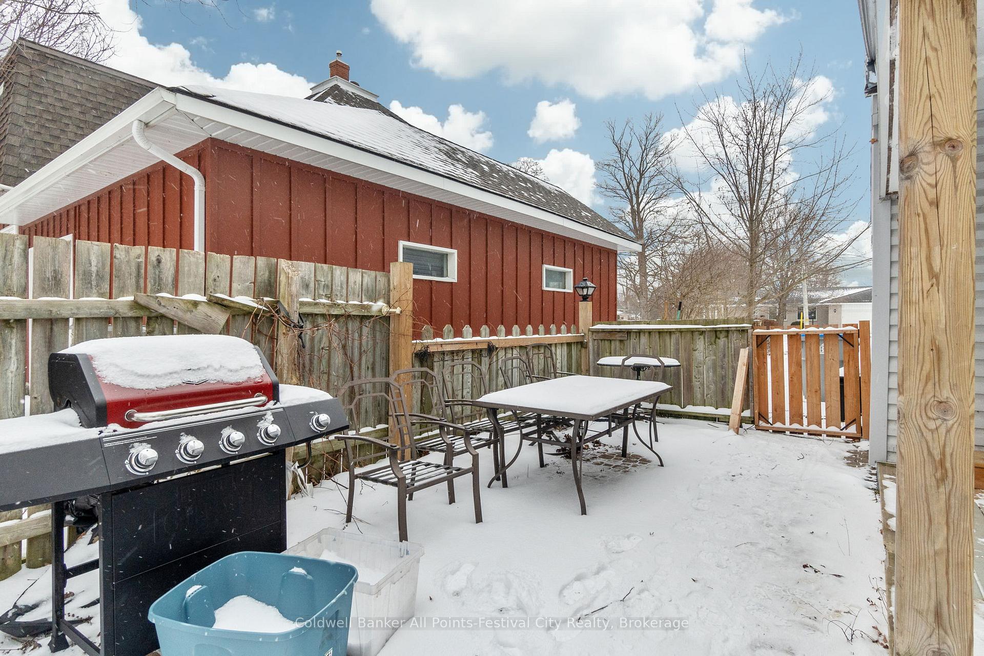 Photo 38 of 236 Elgin Avenue W, Goderich, Goderich (Town) — HOMEH