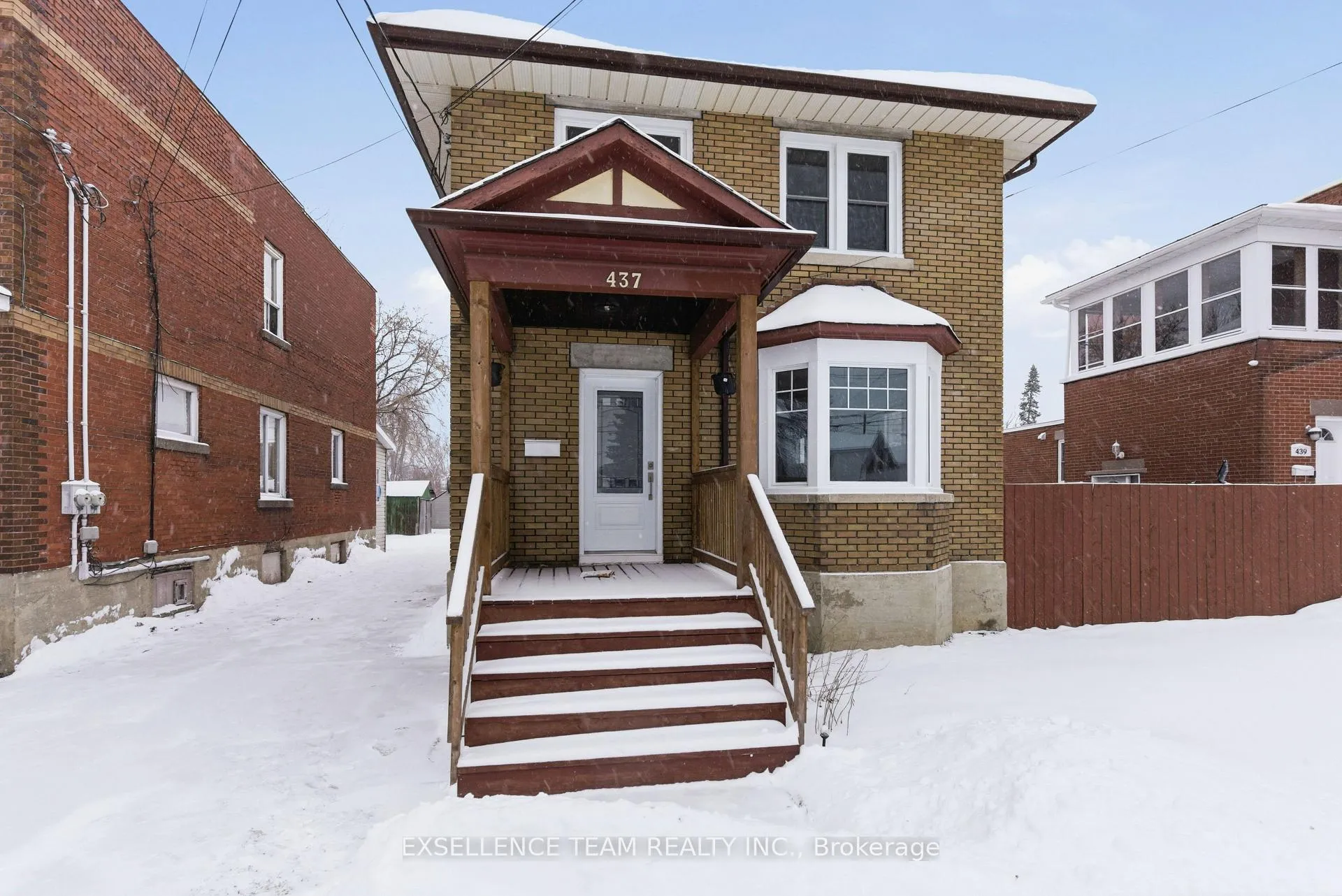 Photo 2 of 437 4th Street E, Cornwall — HOMEH