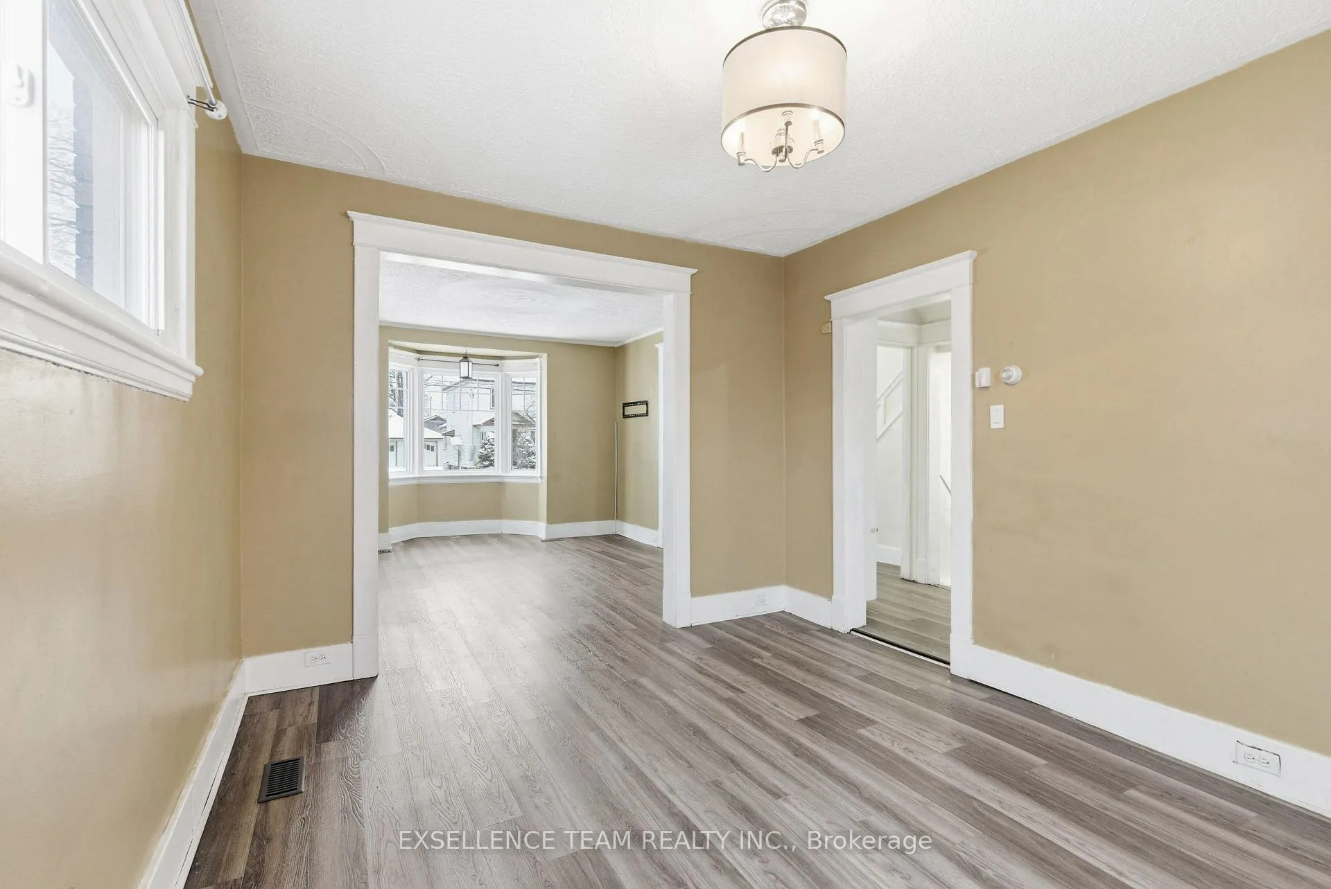 Photo 10 of 437 4th Street E, Cornwall — HOMEH