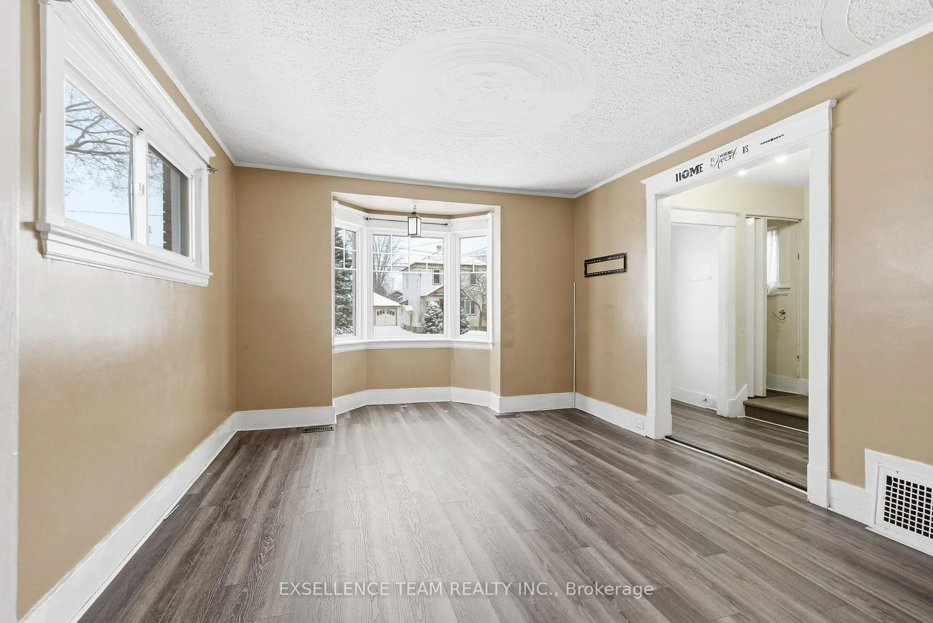 Photo 11 of 437 4th Street E, Cornwall — HOMEH