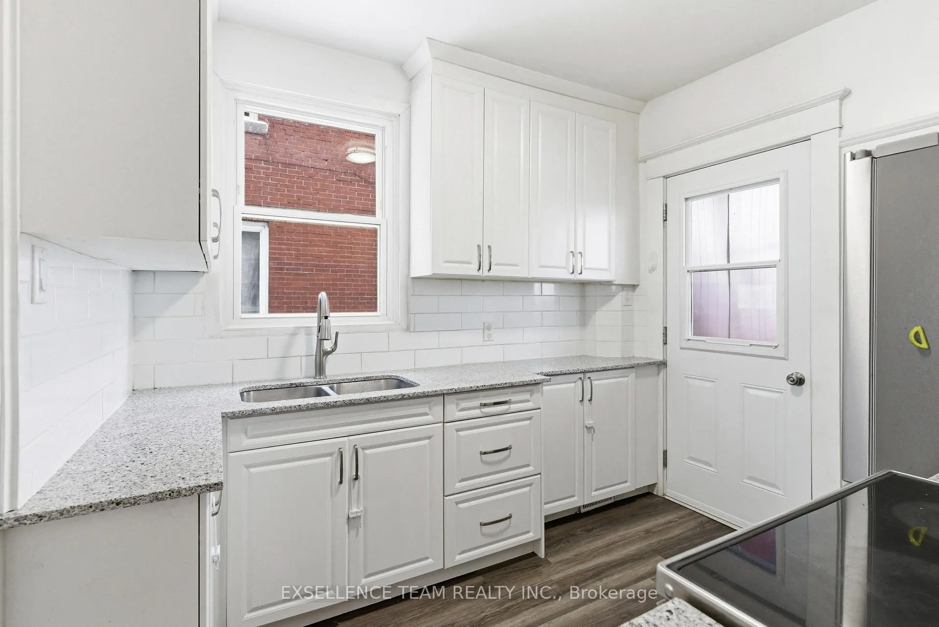 Photo 16 of 437 4th Street E, Cornwall — HOMEH