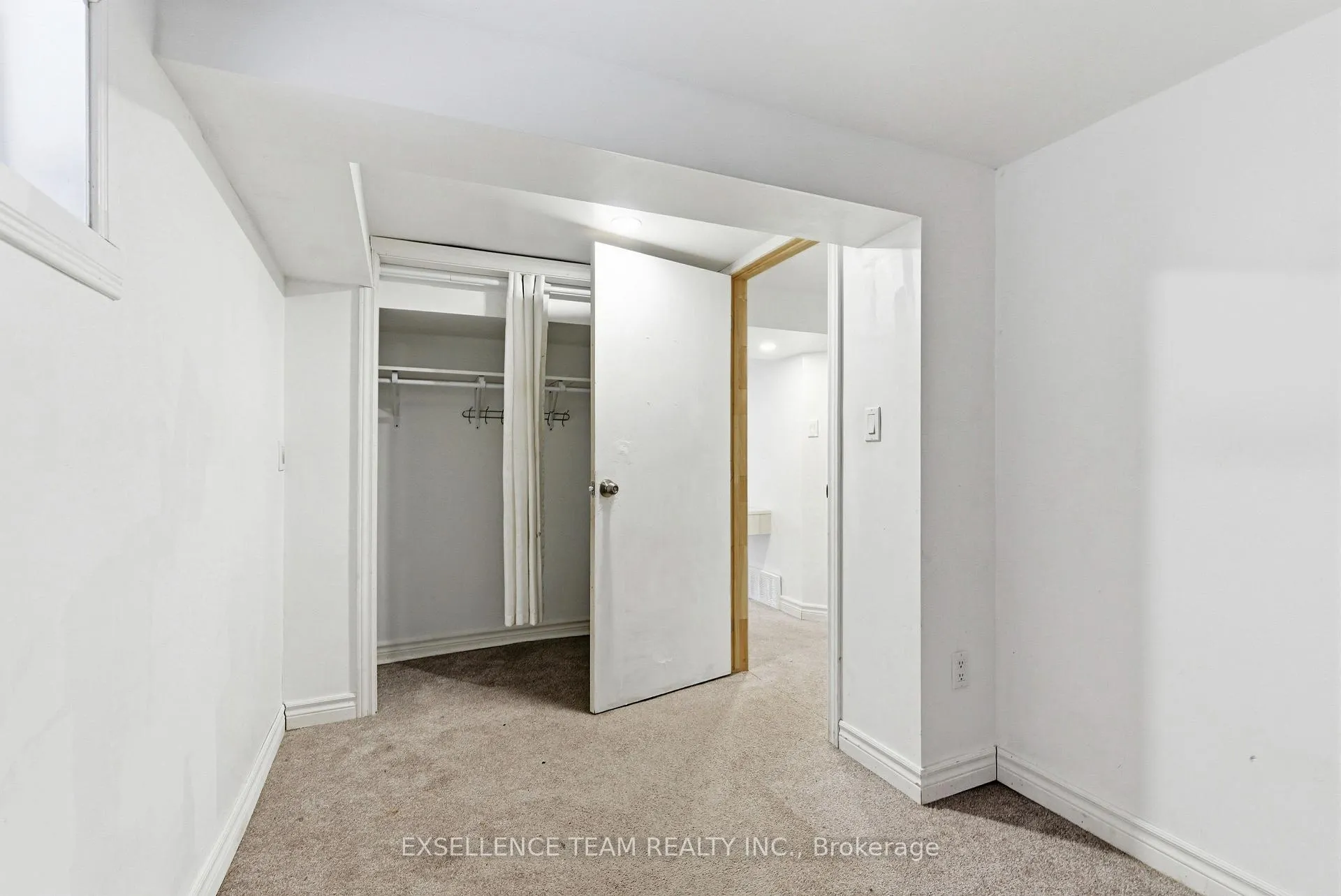 Photo 19 of 437 4th Street E, Cornwall — HOMEH