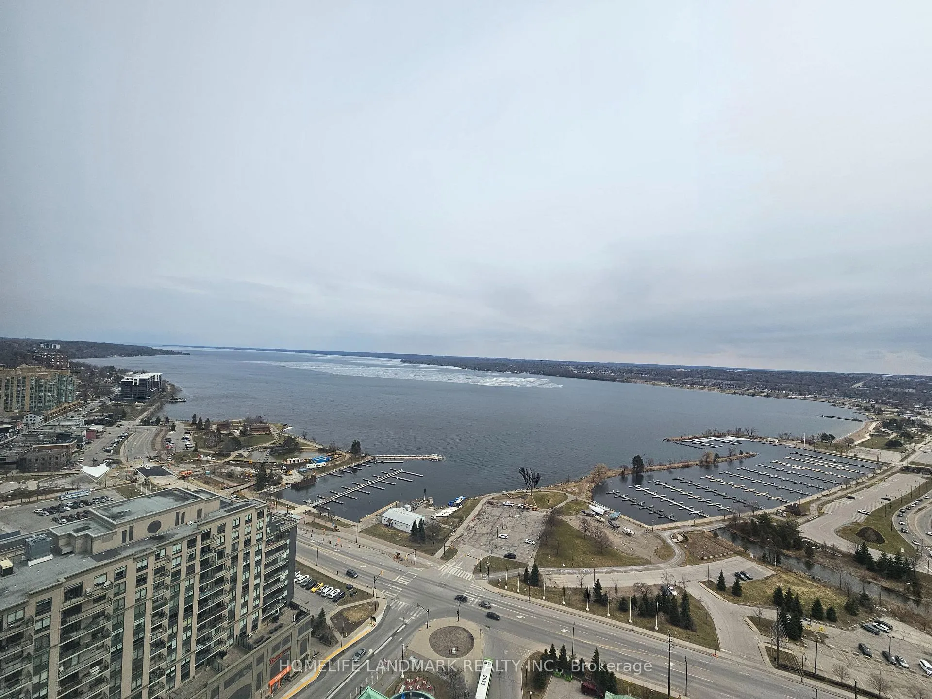 Photo 13 of Unit 2609, 39 Mary Street, Barrie, City Centre — HOMEH