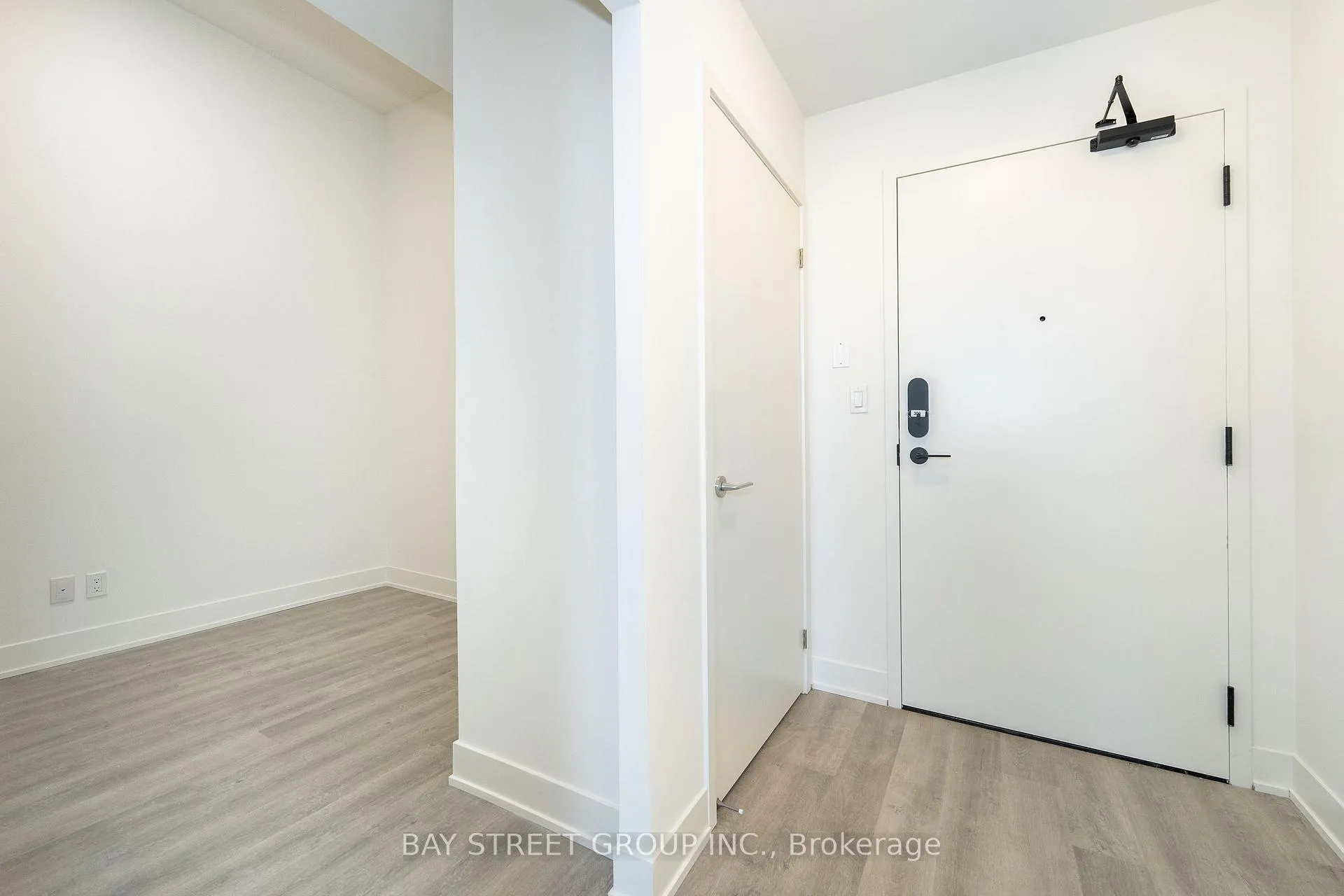 Photo 6 of Unit 309, 56 Andre De Grasse Street, Markham, Unionville — HOMEH