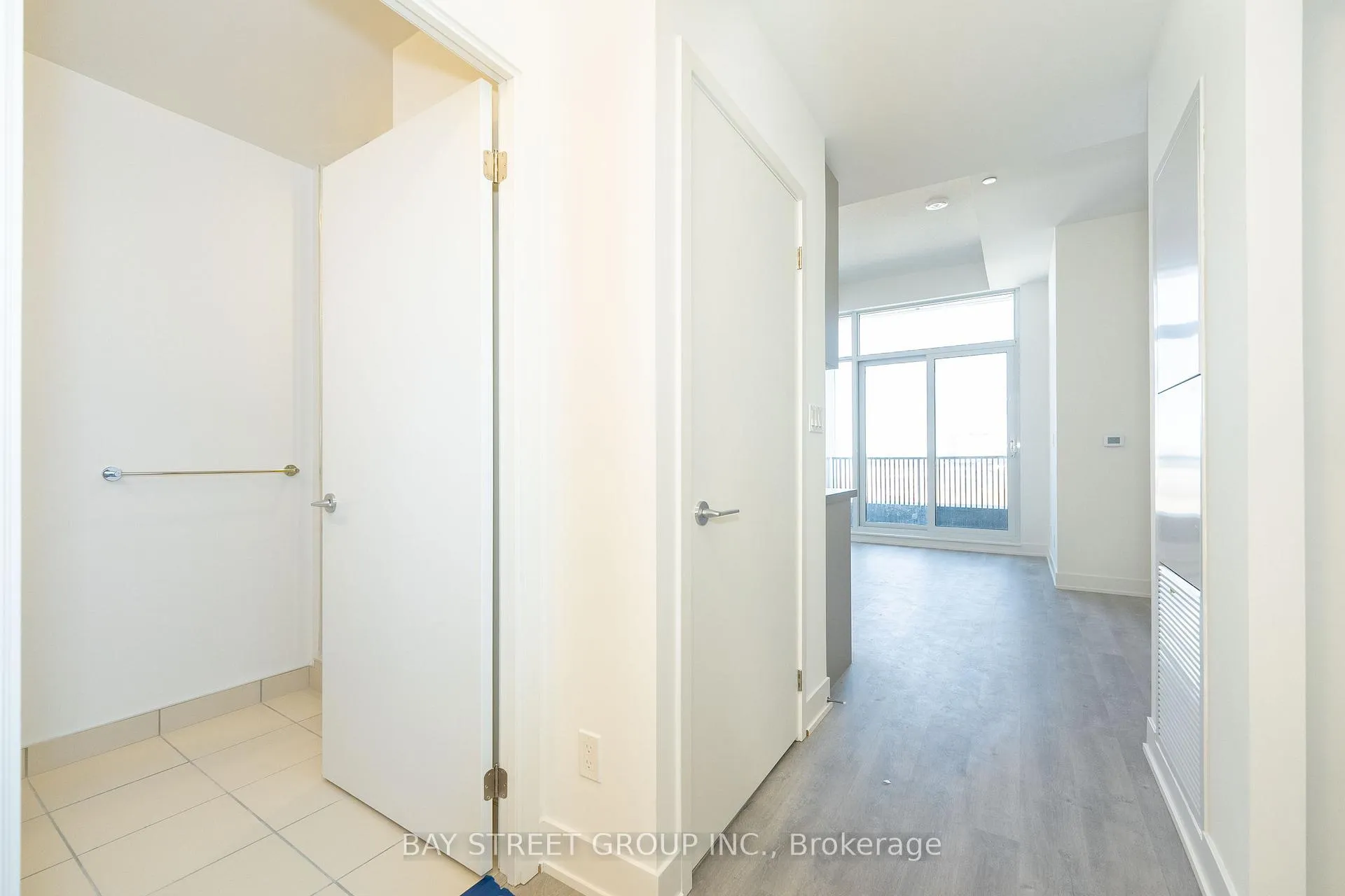 Photo 14 of Unit 309, 56 Andre De Grasse Street, Markham, Unionville — HOMEH