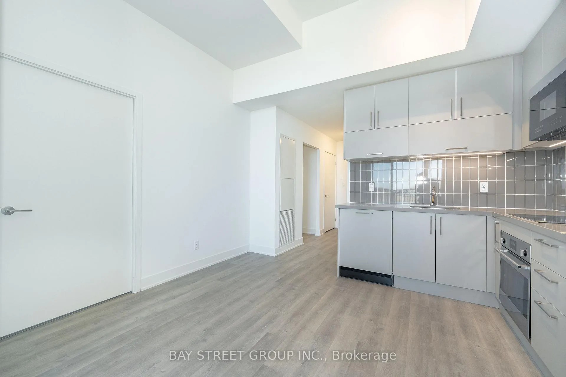 Photo 15 of Unit 309, 56 Andre De Grasse Street, Markham, Unionville — HOMEH
