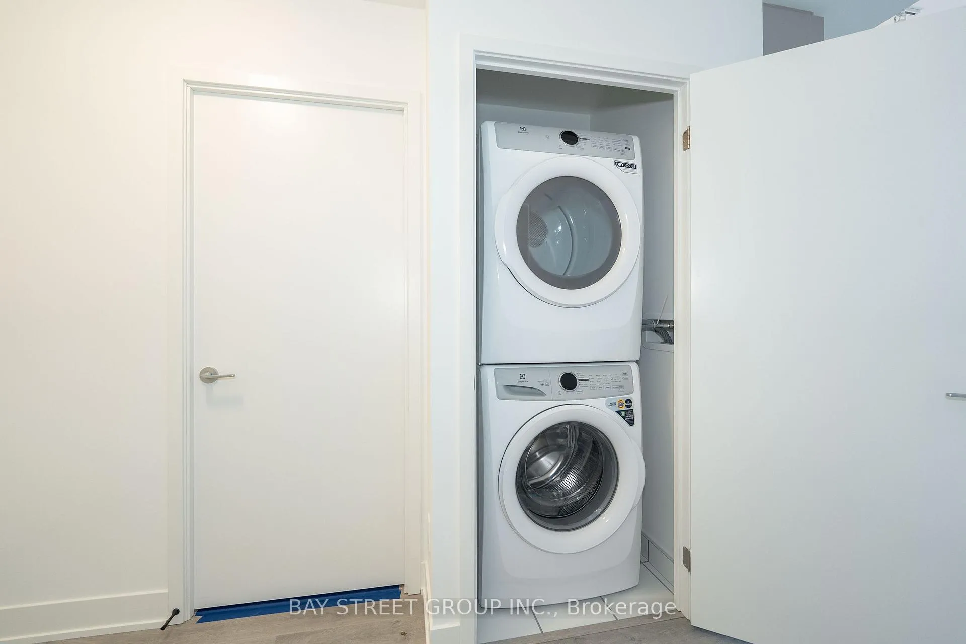 Photo 30 of Unit 309, 56 Andre De Grasse Street, Markham, Unionville — HOMEH