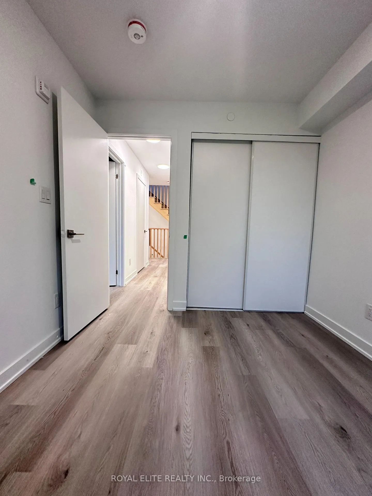 Photo 9 of 1475 O'Connor Drive, Toronto, East York — HOMEH