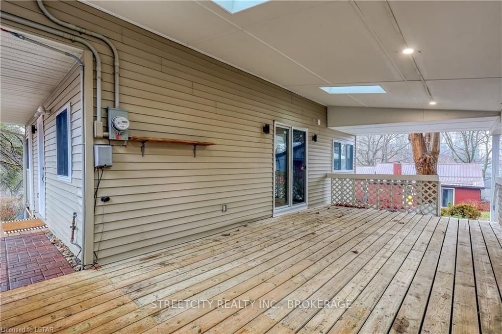 Photo 5 of 475 Dover Place, Central Elgin, Rural Central Elgin — HOMEH