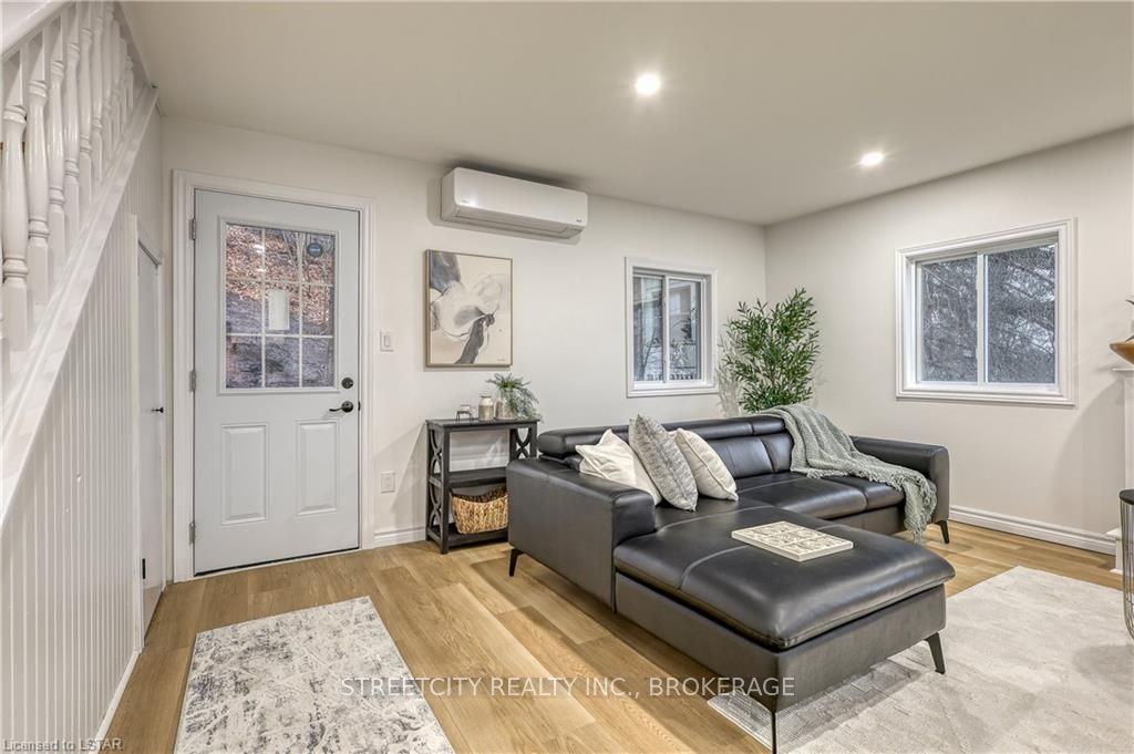 Photo 7 of 475 Dover Place, Central Elgin, Rural Central Elgin — HOMEH