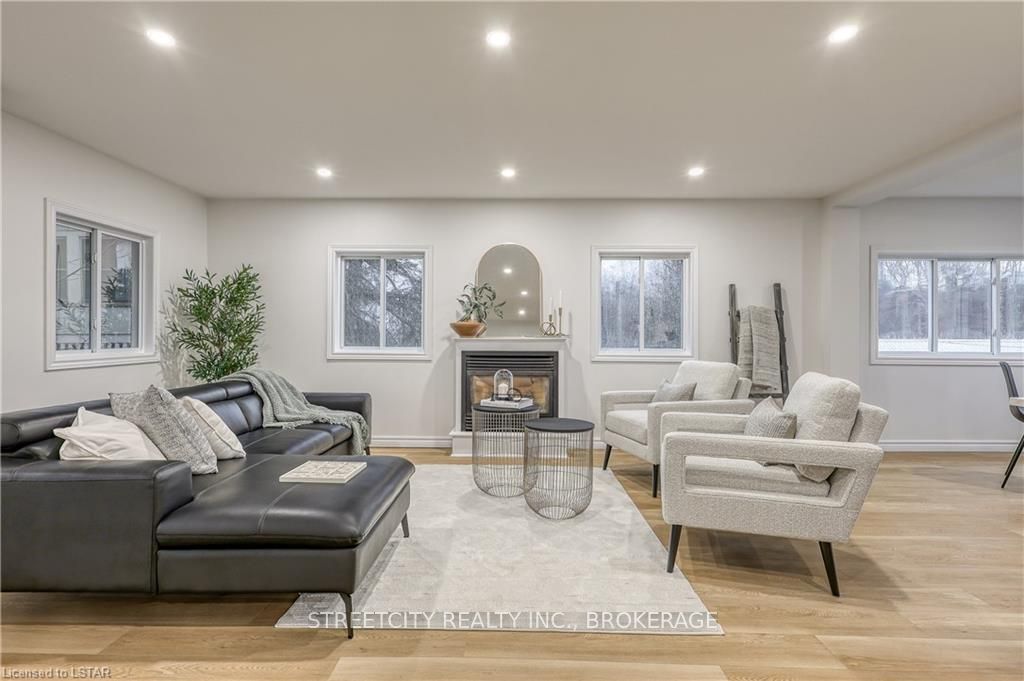 Photo 8 of 475 Dover Place, Central Elgin, Rural Central Elgin — HOMEH