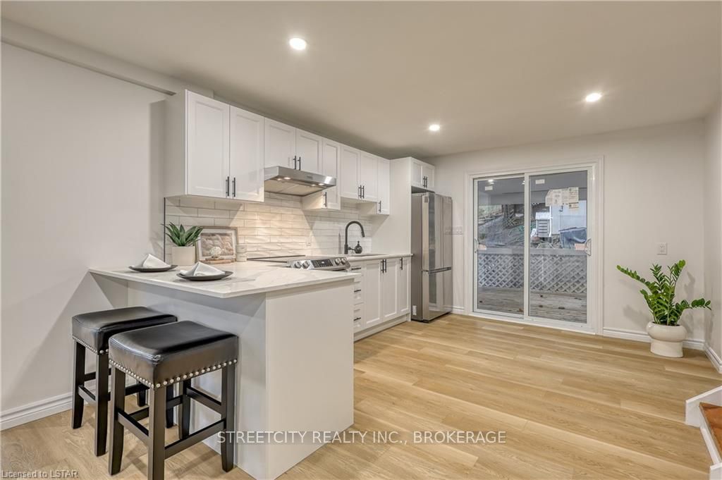 Photo 18 of 475 Dover Place, Central Elgin, Rural Central Elgin — HOMEH