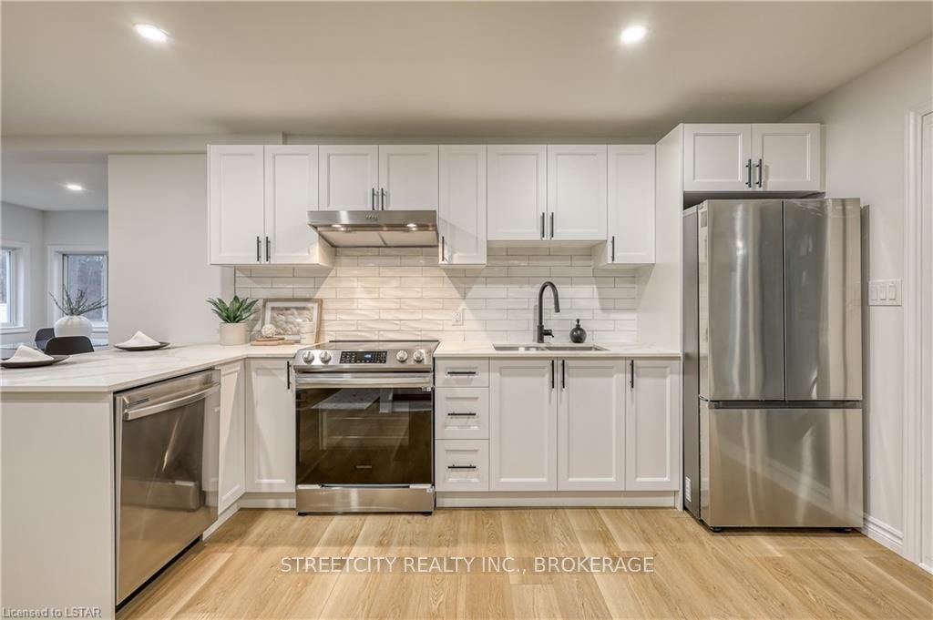 Photo 20 of 475 Dover Place, Central Elgin, Rural Central Elgin — HOMEH