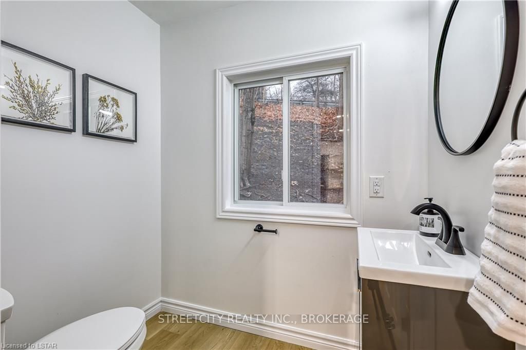 Photo 29 of 475 Dover Place, Central Elgin, Rural Central Elgin — HOMEH