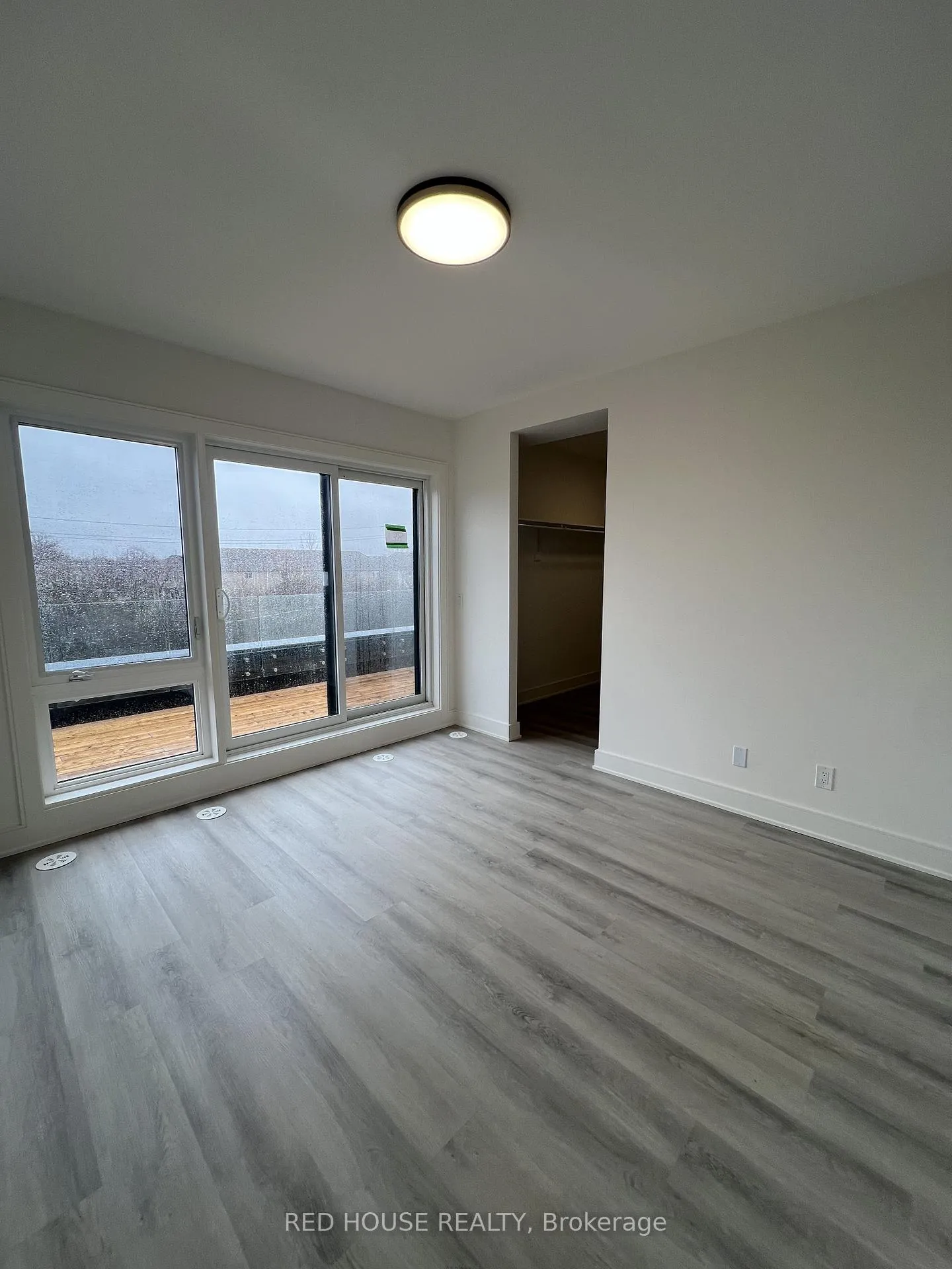 Photo 18 of 138 Everett Common, St. Catharines, Oakdale — HOMEH