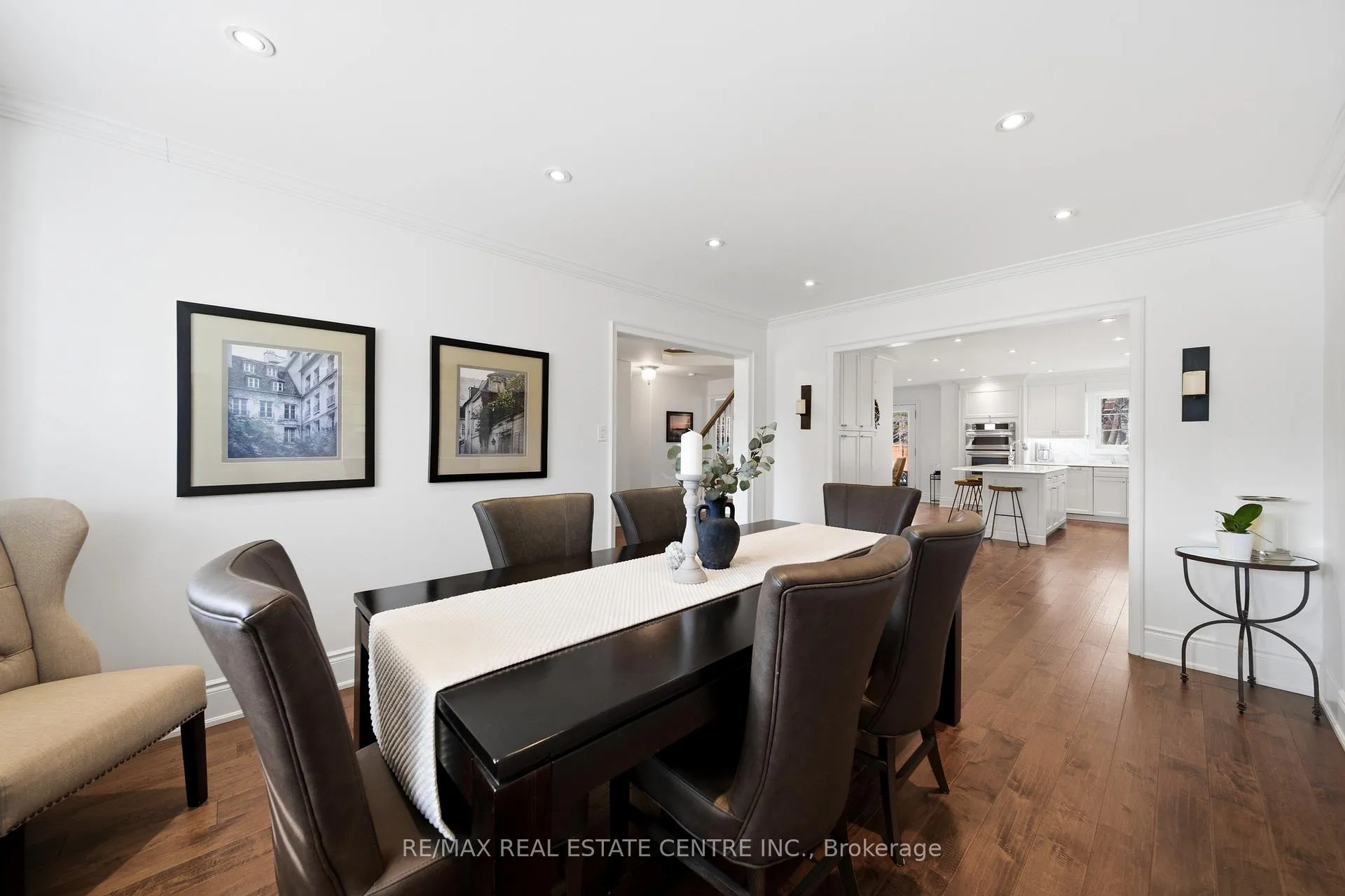 Photo 7 of 4157 Vermont Crescent, Burlington, Rose — HOMEH