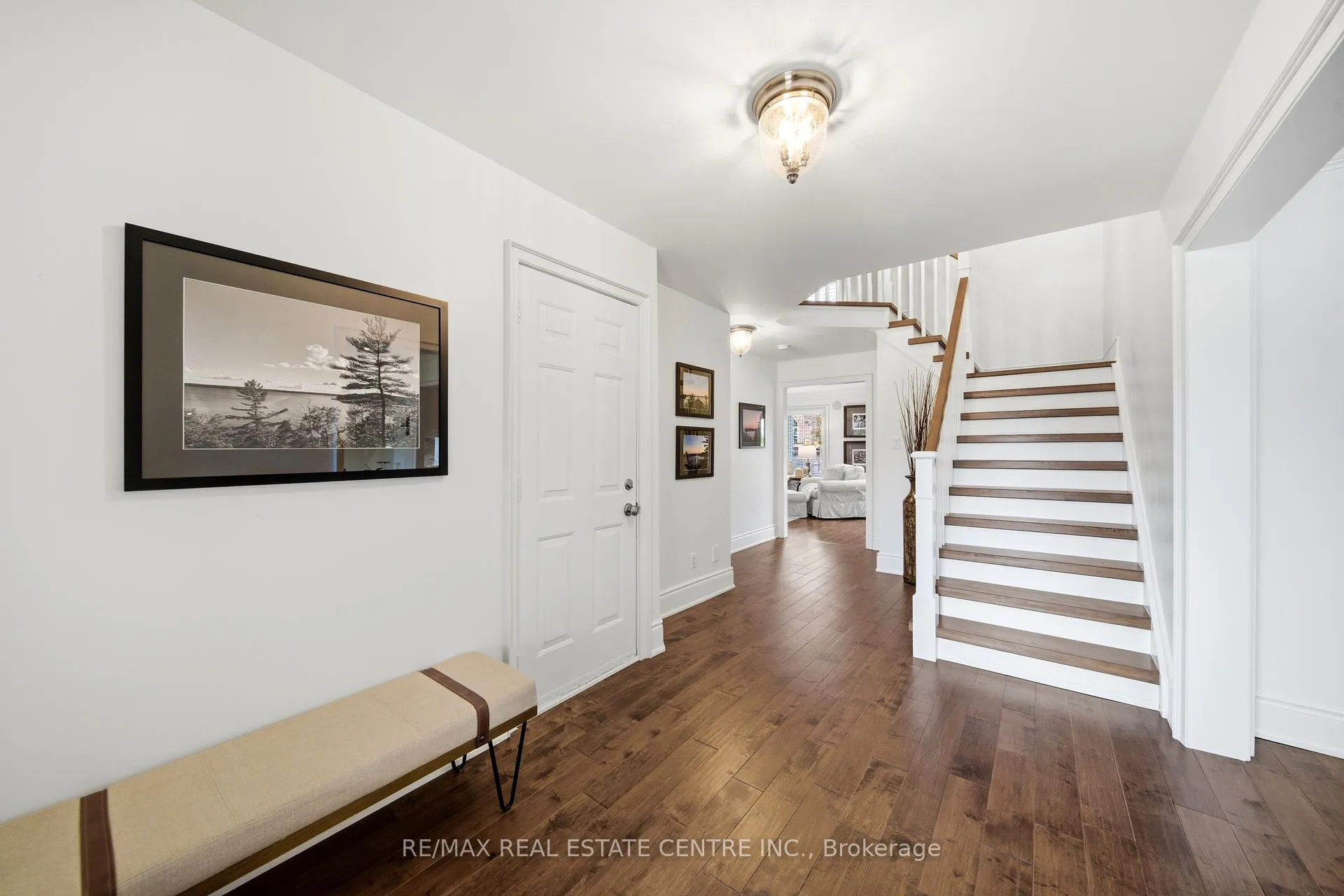 Photo 25 of 4157 Vermont Crescent, Burlington, Rose — HOMEH