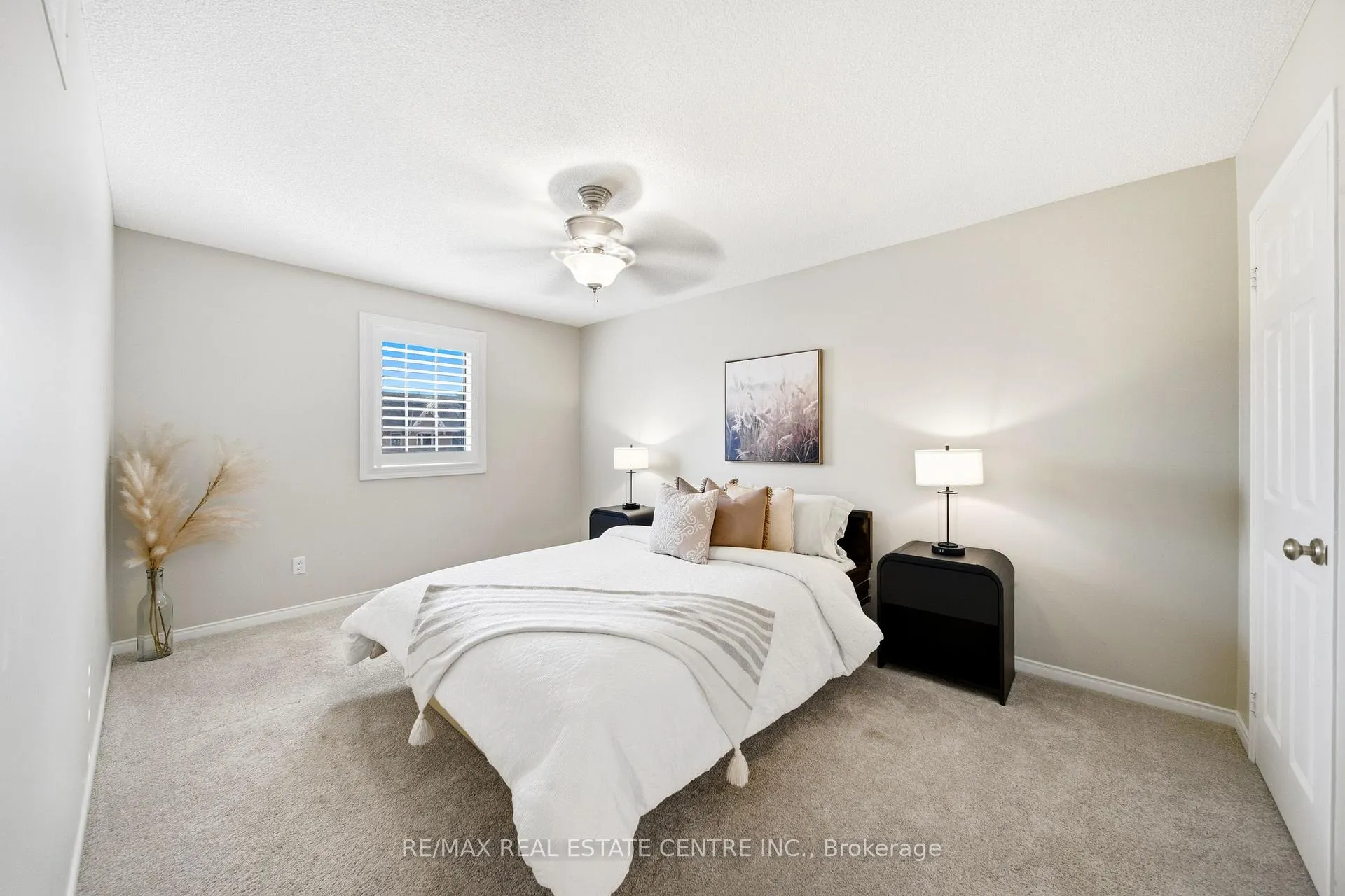 Photo 33 of 4157 Vermont Crescent, Burlington, Rose — HOMEH