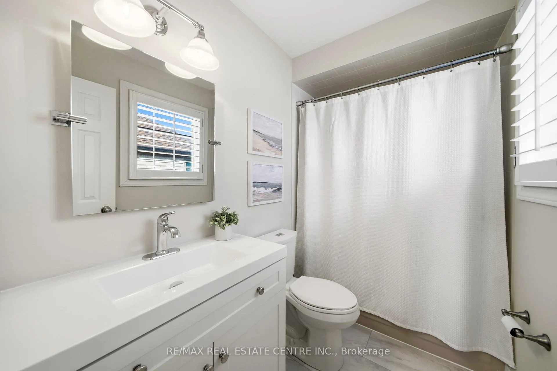 Photo 38 of 4157 Vermont Crescent, Burlington, Rose — HOMEH