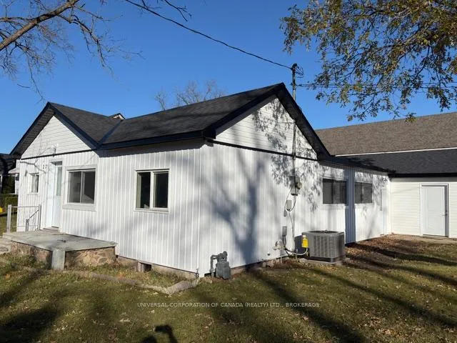 Photo 5 of 279 Sydenham Street E, Aylmer — HOMEH