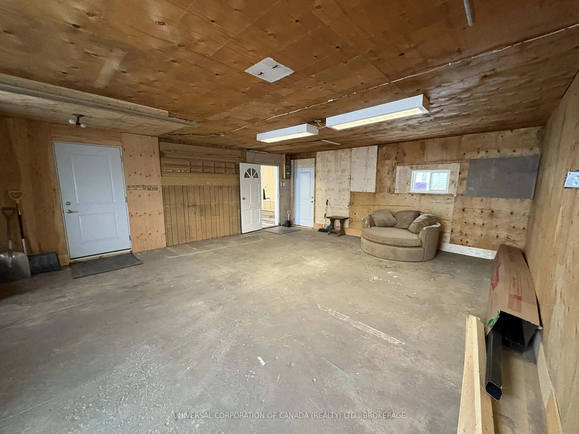 Photo 19 of 279 Sydenham Street E, Aylmer — HOMEH