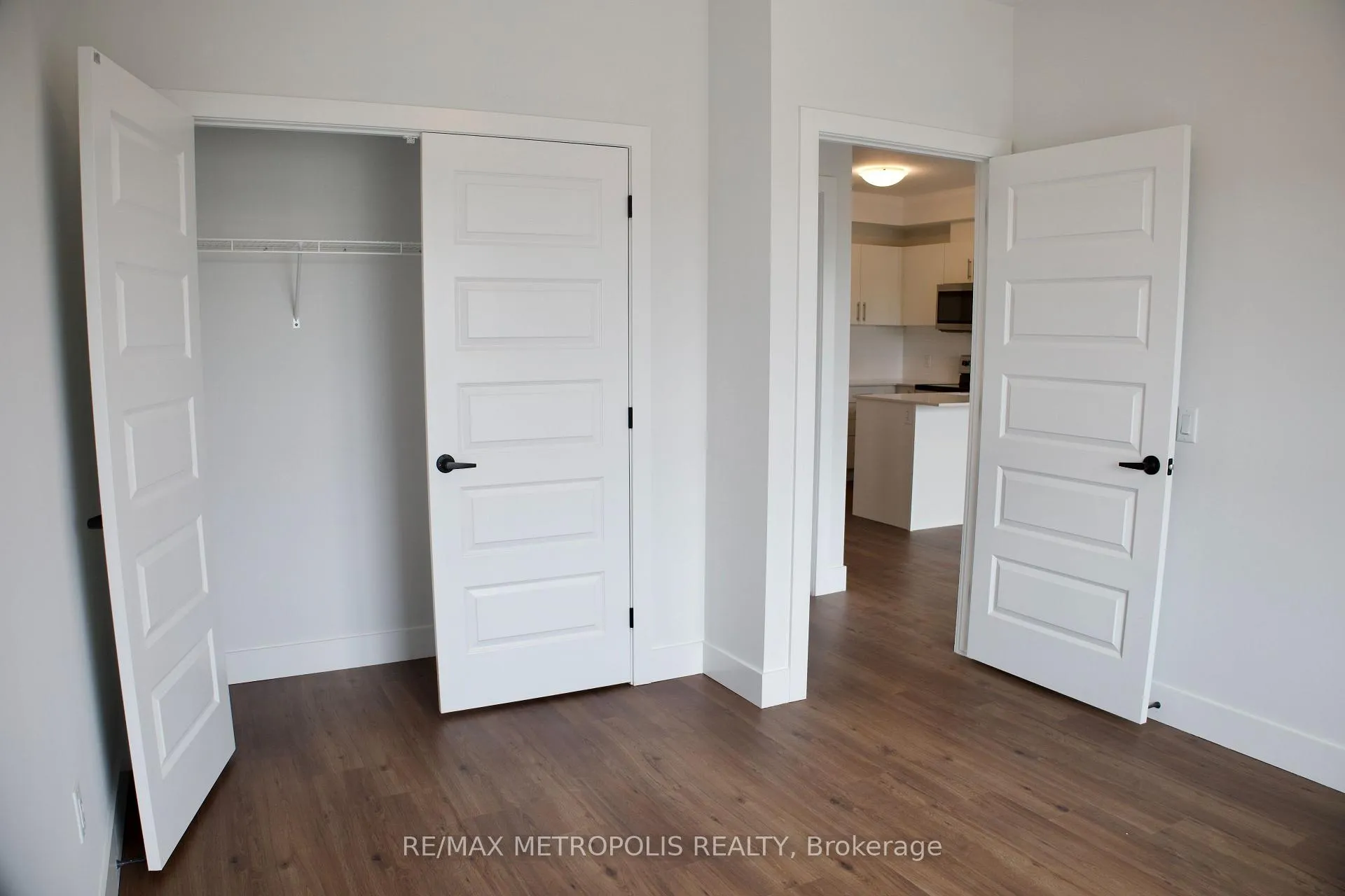 Photo 10 of Unit 610, 1000 Lackner Place, Kitchener — HOMEH