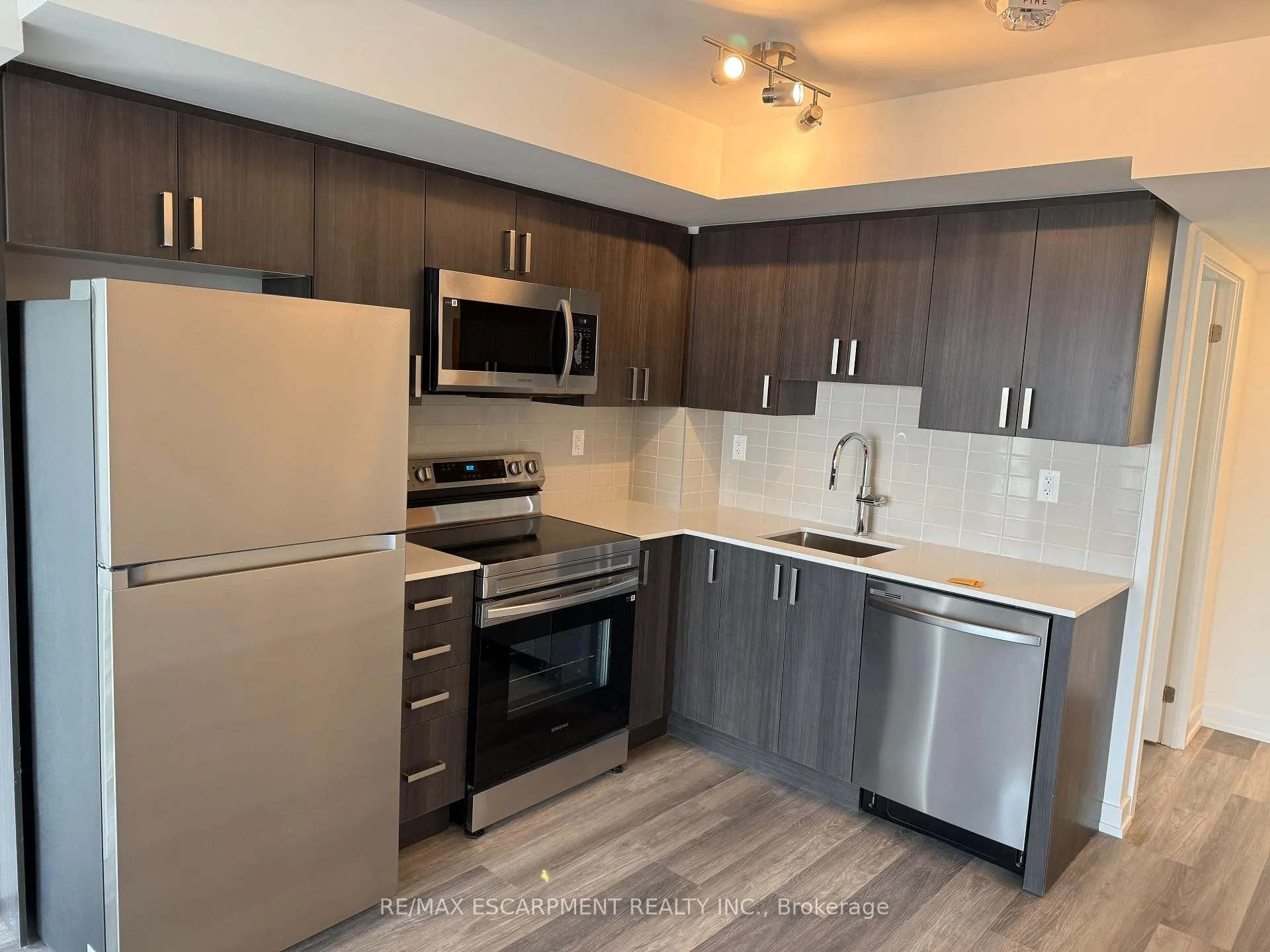 Photo 3 of Unit 1408, 1435 Celebration Drive, Pickering, Liverpool — HOMEH