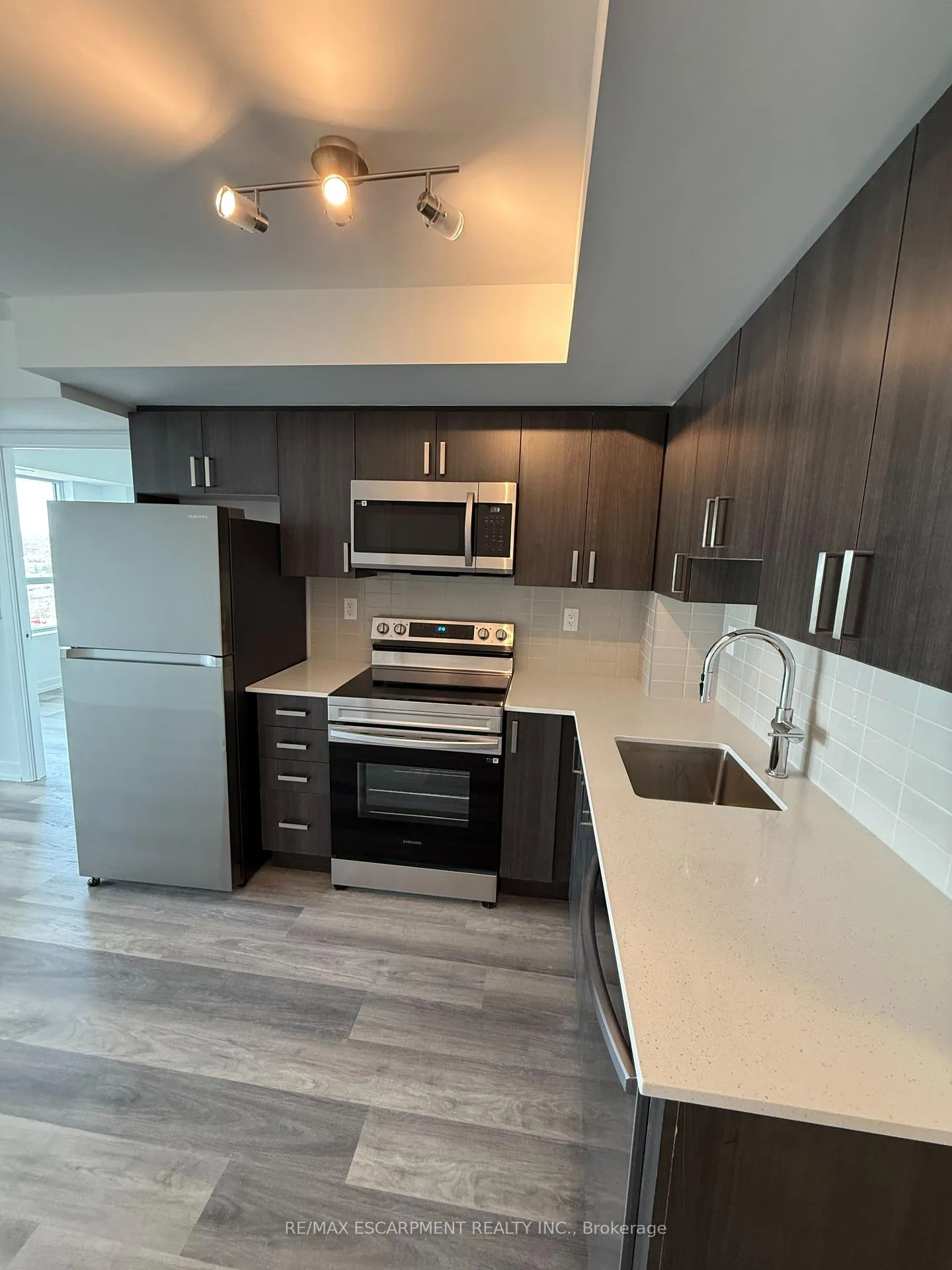Photo 4 of Unit 1408, 1435 Celebration Drive, Pickering, Liverpool — HOMEH