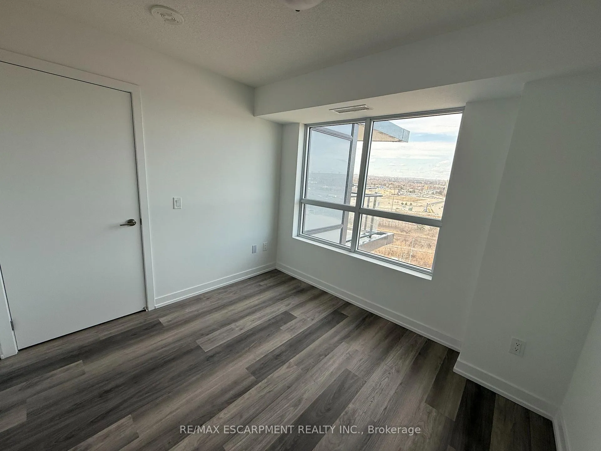 Photo 5 of Unit 1408, 1435 Celebration Drive, Pickering, Liverpool — HOMEH