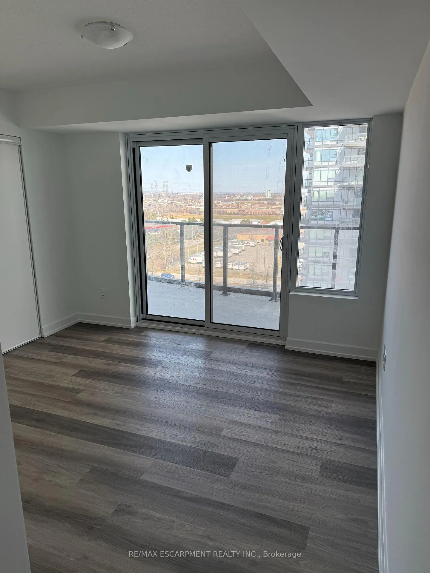 Photo 9 of Unit 1408, 1435 Celebration Drive, Pickering, Liverpool — HOMEH