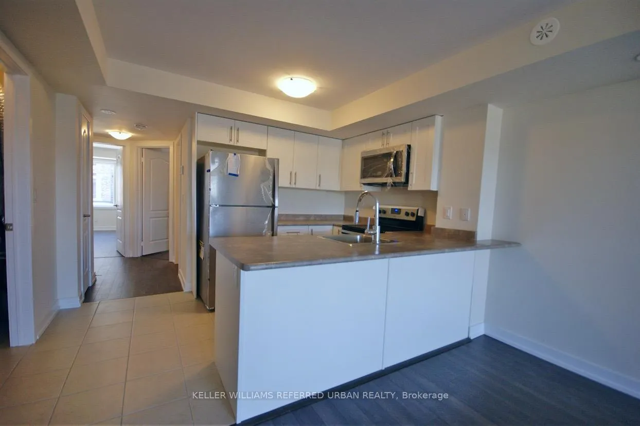 Photo 5 of Unit 218, 10 Dunsheath Way, Markham, Cornell — HOMEH