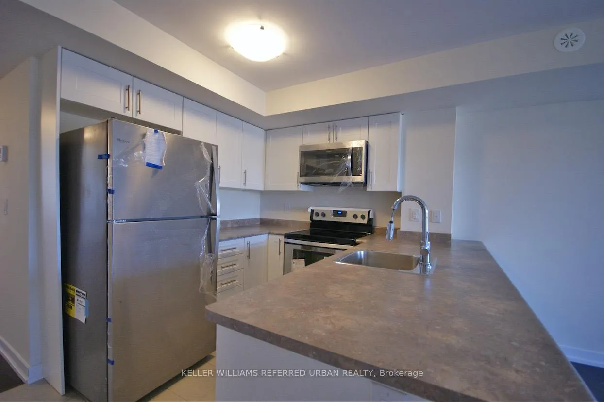 Photo 6 of Unit 218, 10 Dunsheath Way, Markham, Cornell — HOMEH