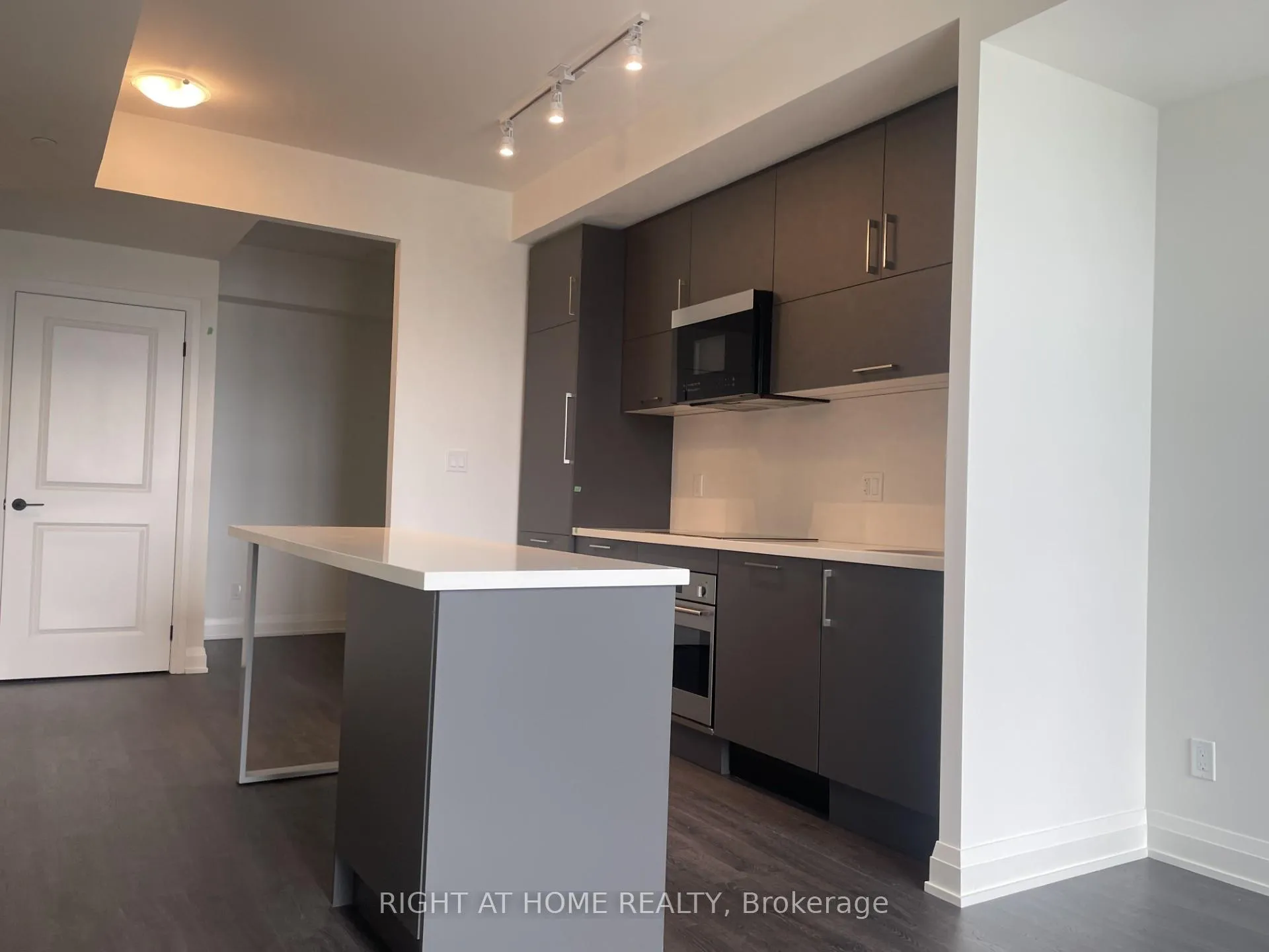 Photo 2 of Unit 2011, 56 Andre De Grasse Street, Markham, Unionville — HOMEH